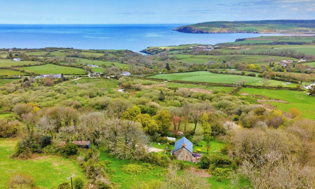 Dinas Cross Cottage | 0 bedroom accommodation in Dinas Cross