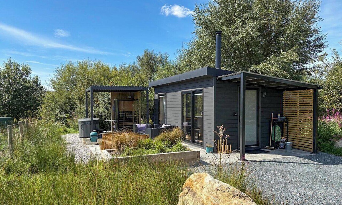 Fourstones Near Bentham Ski Chalet | 1 Bed in Austwick (oc-b37509)