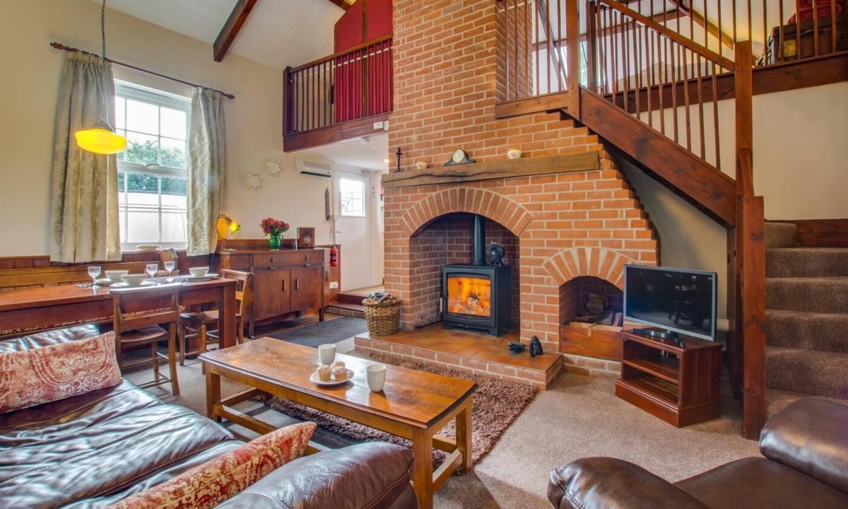 Banningham House | 1 Bed in Banningham (oc-564)