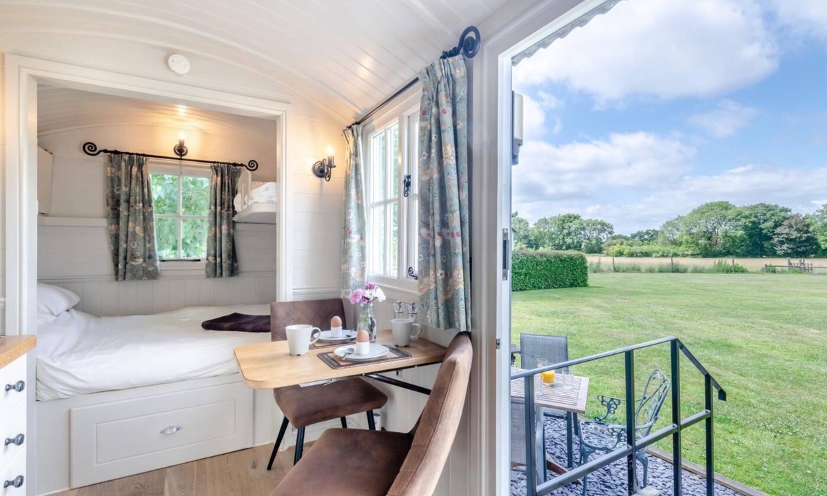 Beccles Cottage | 1 Bed in Barsham (oc-t32506)
