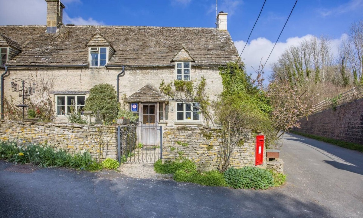 Rendcomb Cottage | 1 Bed in Chedworth (oc-o30916)