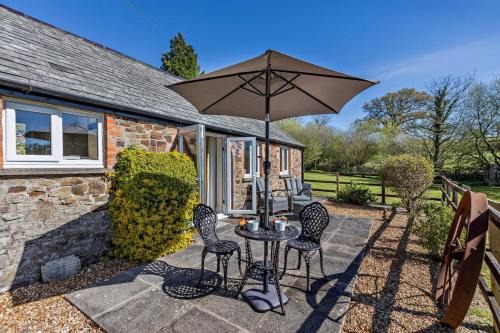 Milton Damerel House | 1 Bed in Milton Damerel oc-l42805