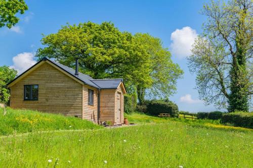 Graddon Cross Cabin | 1 Bed in Okehampton oc-p29017