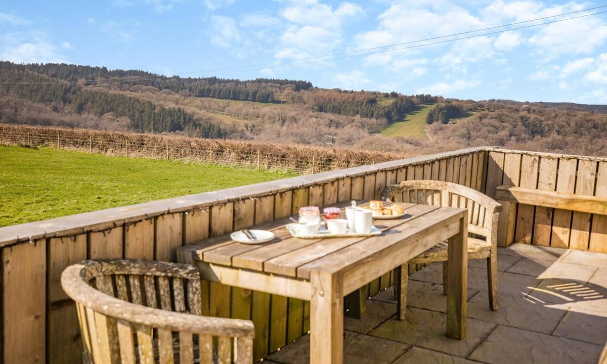 Okehampton House | 1 Bed in Southcott (oc-t30813)