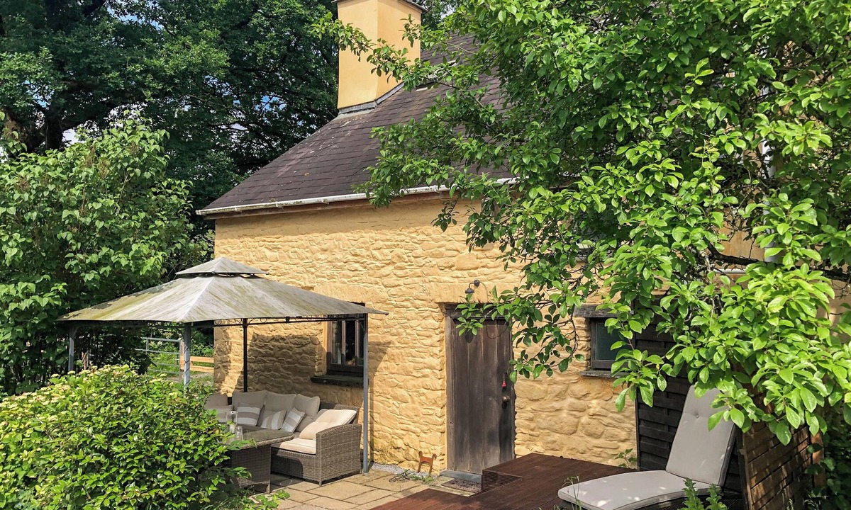 Pont-ar-gothi Cottage | 1 bedroom accommodation in Nantgaredig