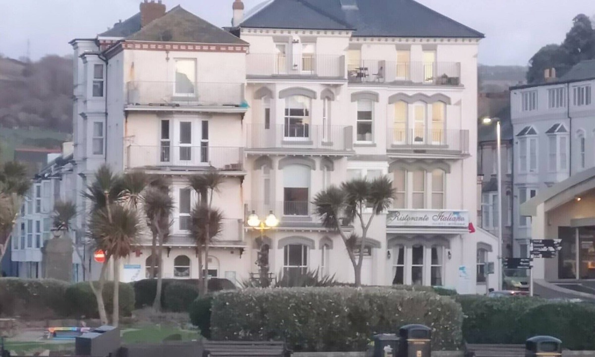Hele Cottage | 1 bedroom accommodation in Ilfracombe