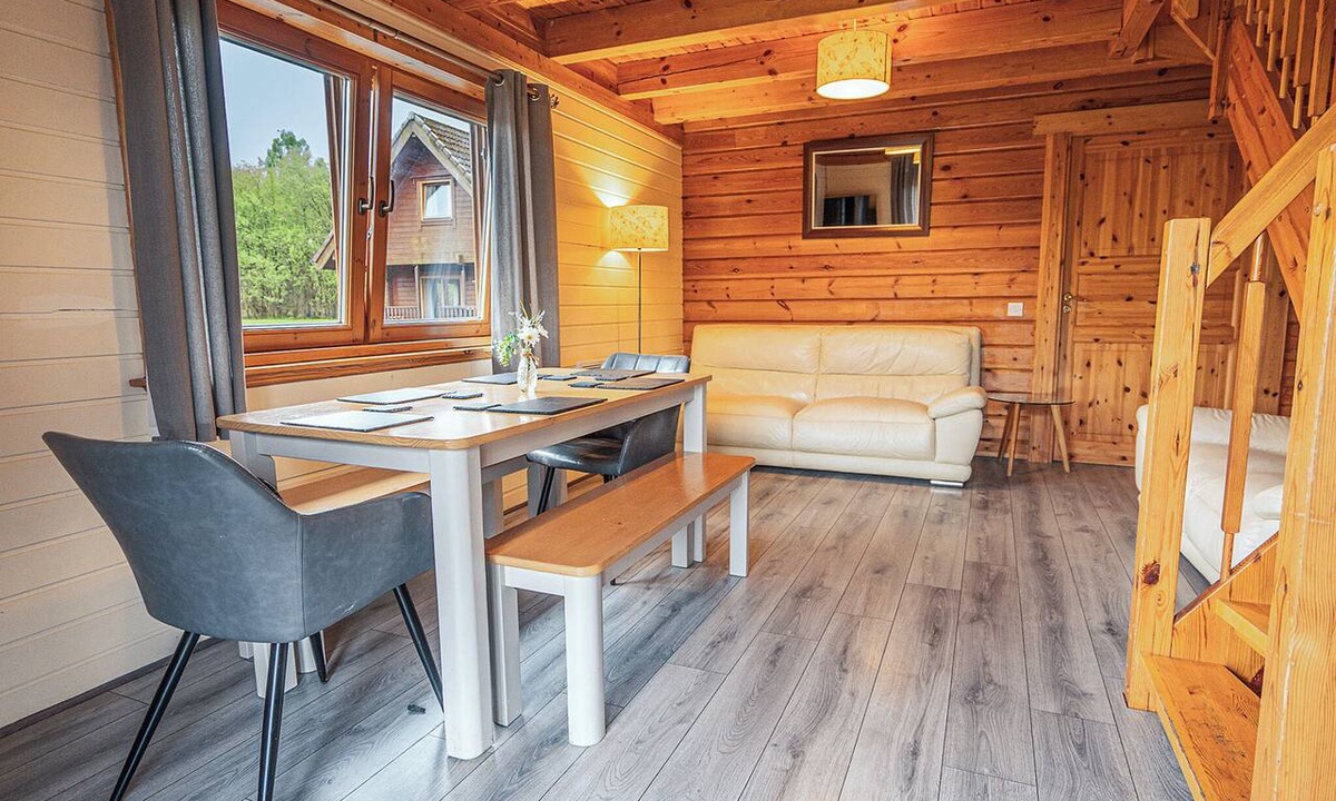 Balfron Ski Chalet | 1 bedroom accommodation in Gartmore