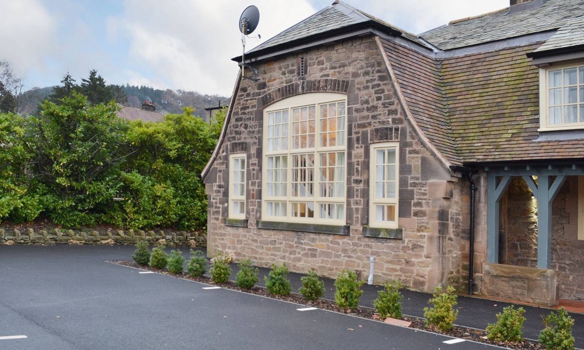 Two Dales Cottage | 1 bedroom accommodation in Hackney, near Matlock