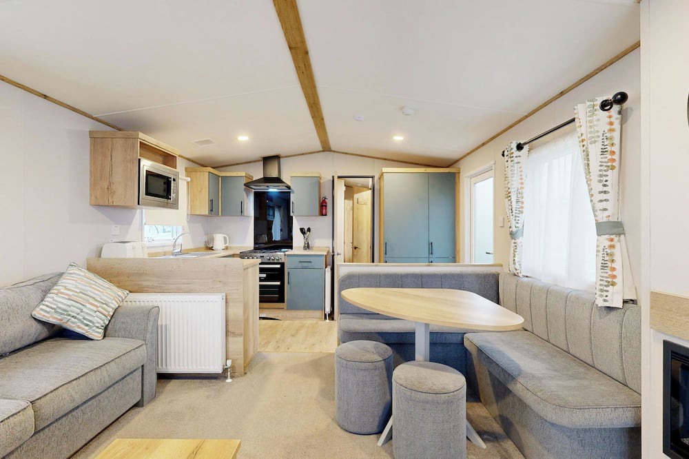 Crowle House | 1 bedroom accommodation in Crowle