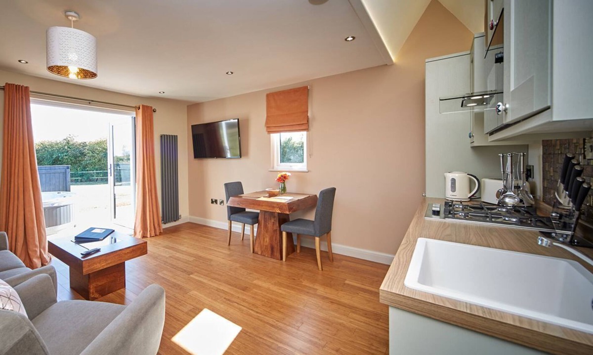 Fitling Cabin | 1 bedroom accommodation in Fitling, near Hornsea