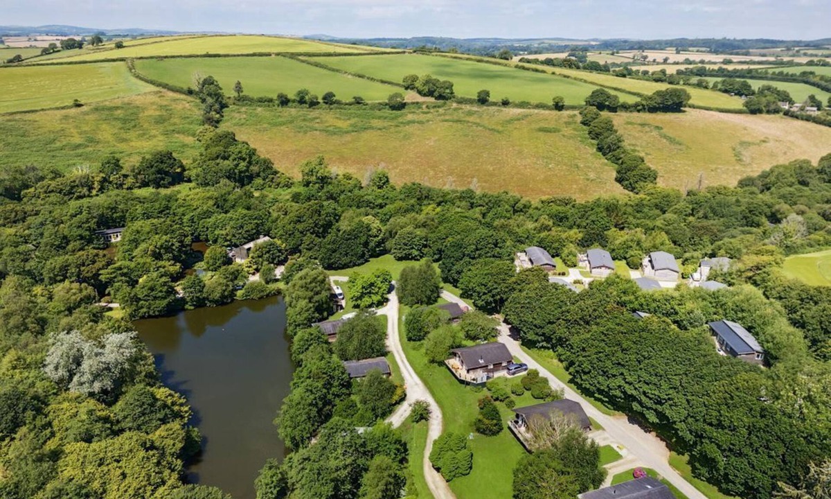 Looe Cabin | 1 Streamside is near Lanreath