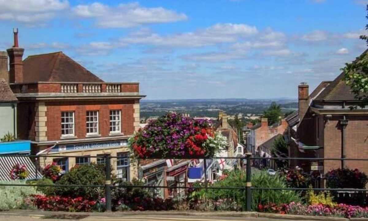 Upton upon Severn Cottage | 1 Willow Cottage