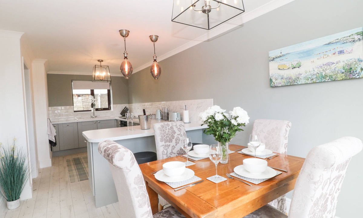 Looe Cottage | 12 Claremont Falls