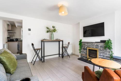 Bodmin House | #161 Stylish Bodmin Cornwall Stay - Sleeps 6