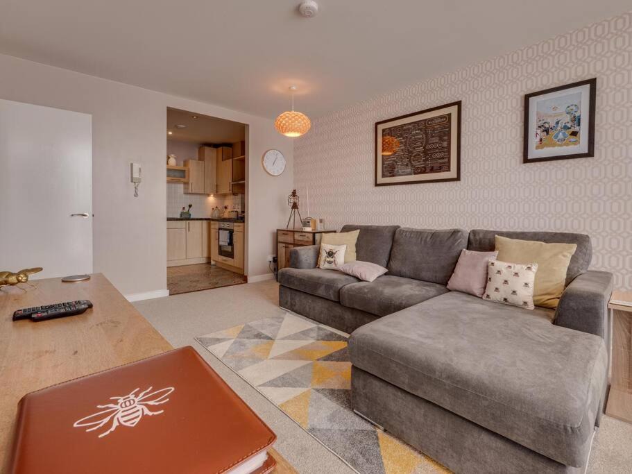 Castlefield Apartment | 2 Bed Deansgate Apartment City Centre