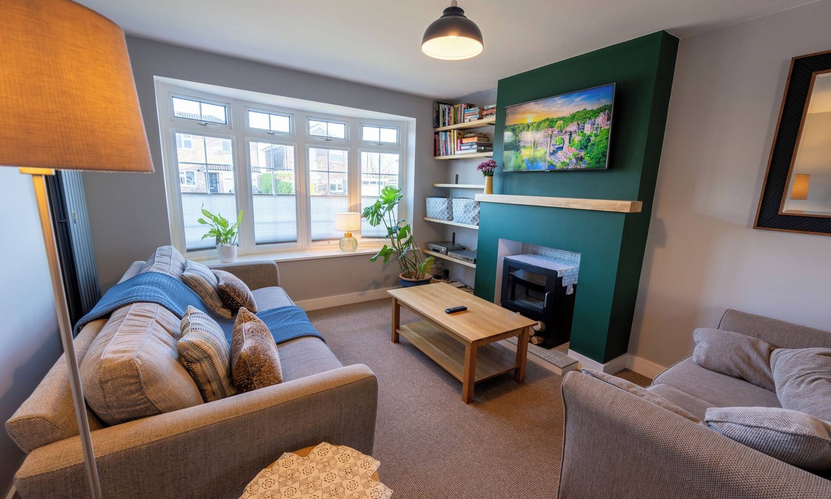 Starbeck House | 2 bed home in quiet Harrogate suburb