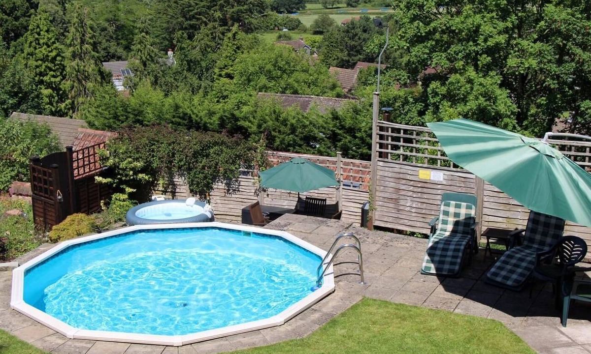 Banwell Cottage | 2 Bed in Banwell (oc-29452)