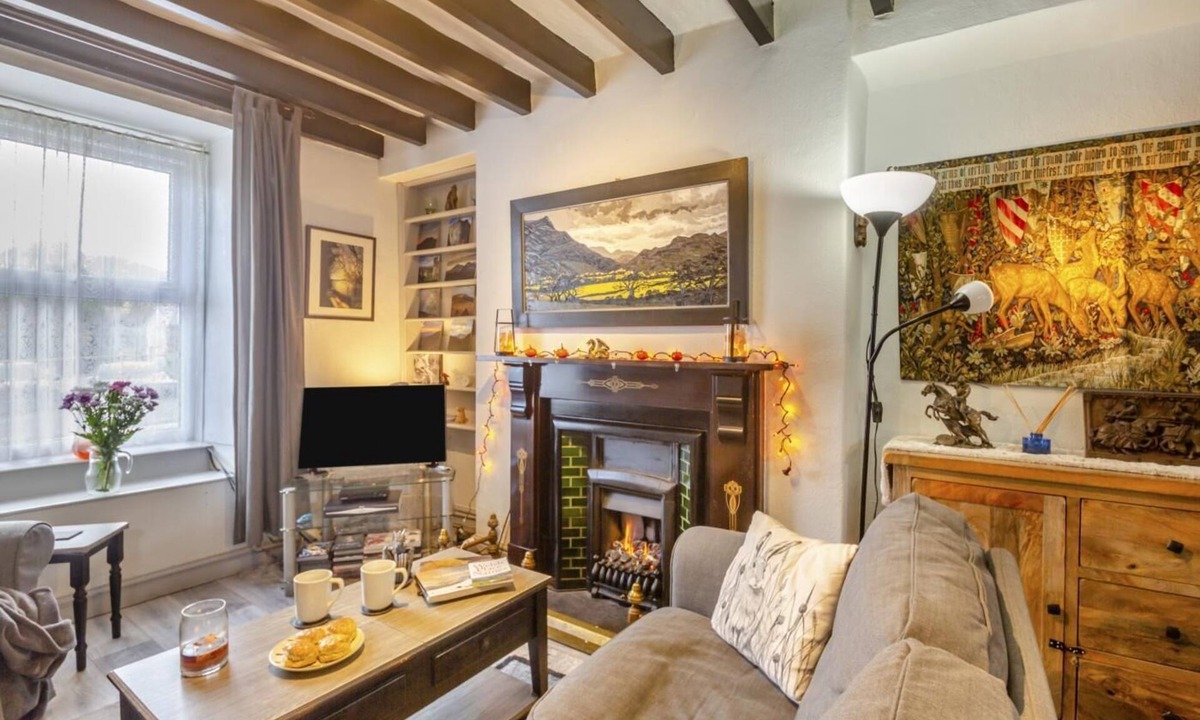 Manod Cottage | 2 Bed in Blaenau Ffestiniog (oc-wag260)