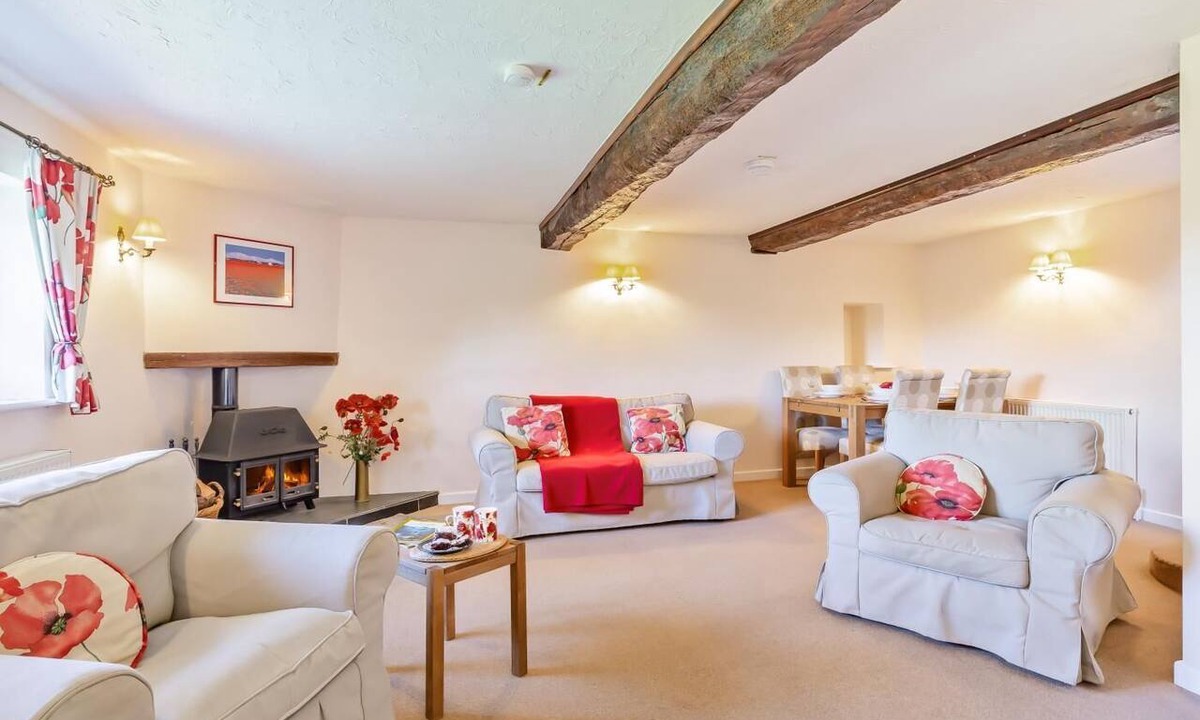 Brayford Cottage | 2 Bed in Bratton Fleming (oc-h33562)