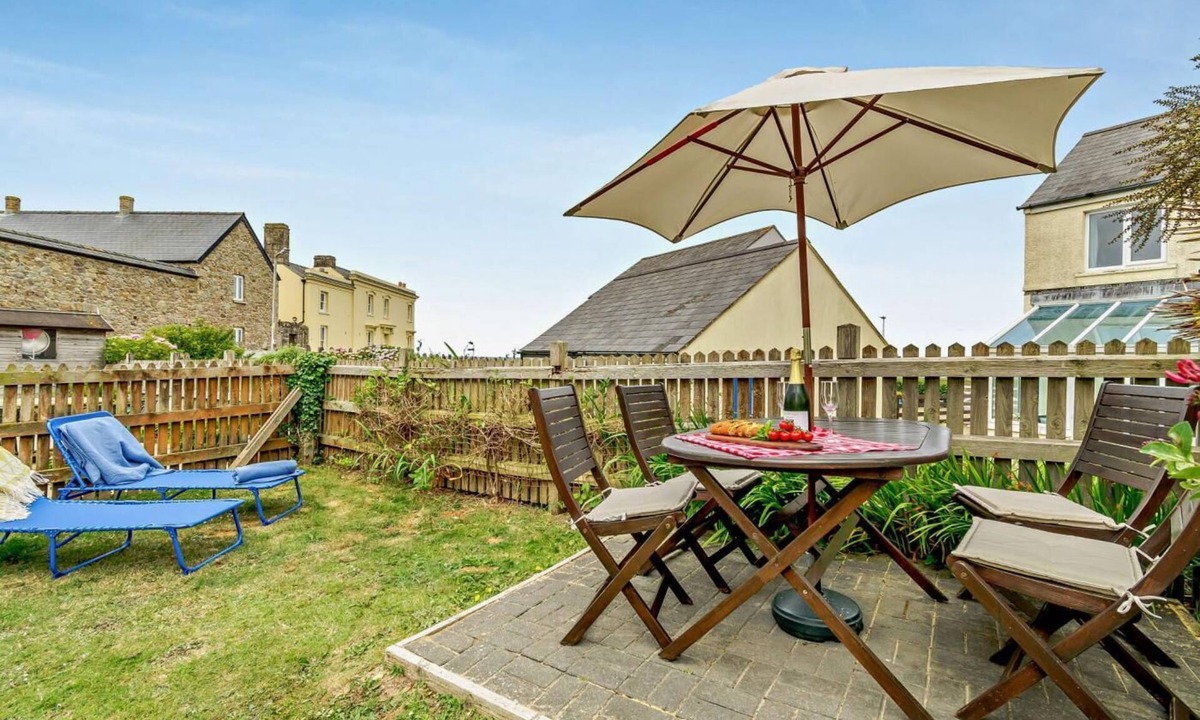 Little Haven Cottage | 2 Bed in Broad Haven (oc-t27789)