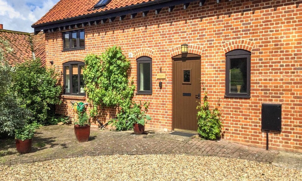 Bungay Cottage | 2 Bed in Bungay (oc-l28149)