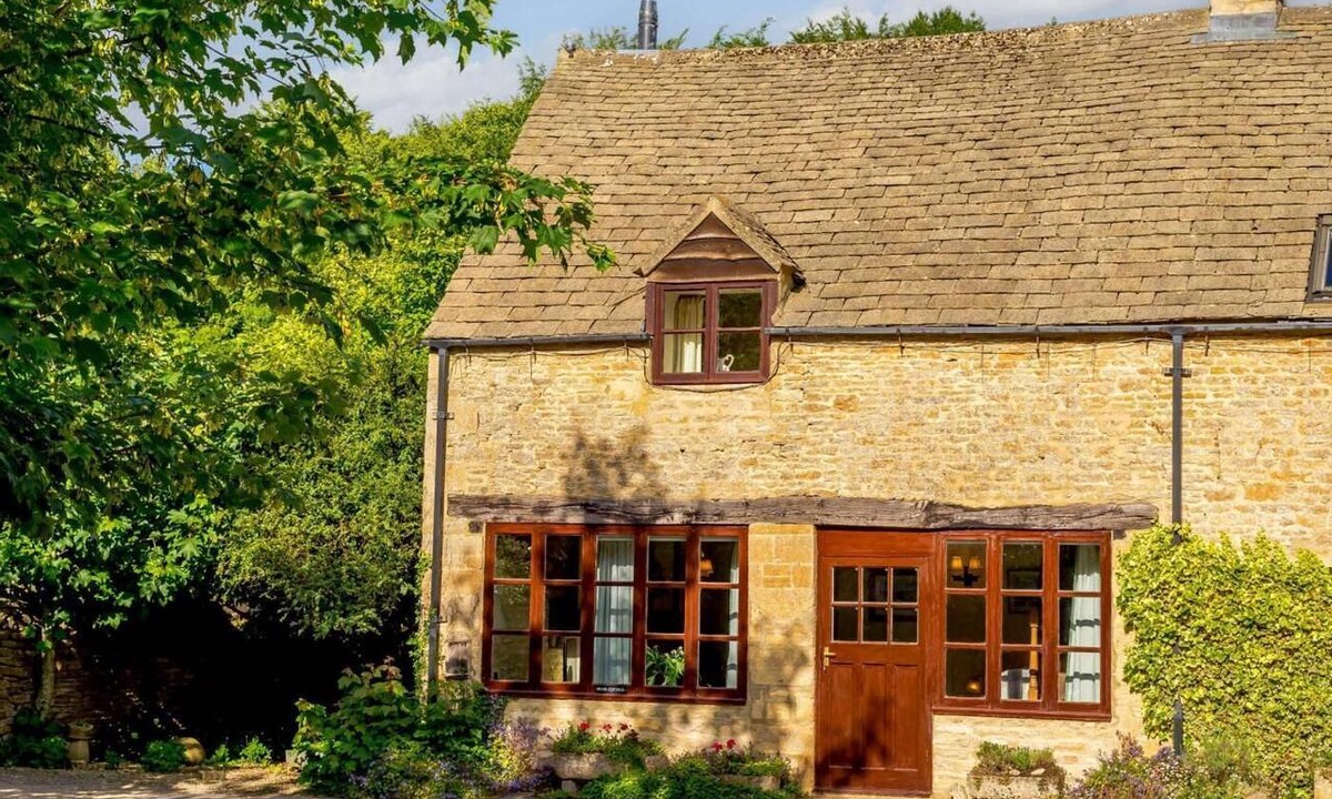 Daglingworth Cottage | 2 Bed in Cirencester (oc-48925)