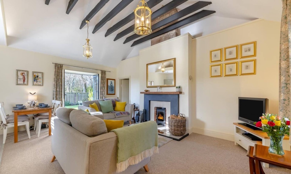 Cornhill on Tweed House | 2 Bed in Cornhill-on-Tweed (oc-d30765)