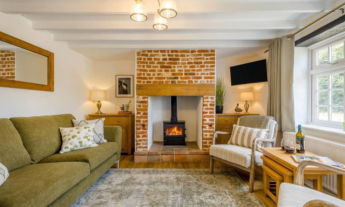 Great Massingham Cottage | 2 Bed in Great Massingham (oc-a45882)