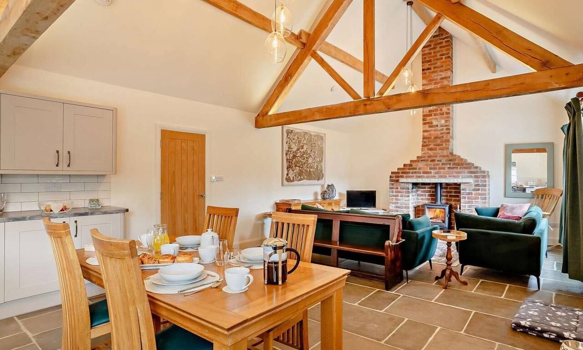 Bishop Monkton House | 2 Bed in Harrogate (oc-92721)