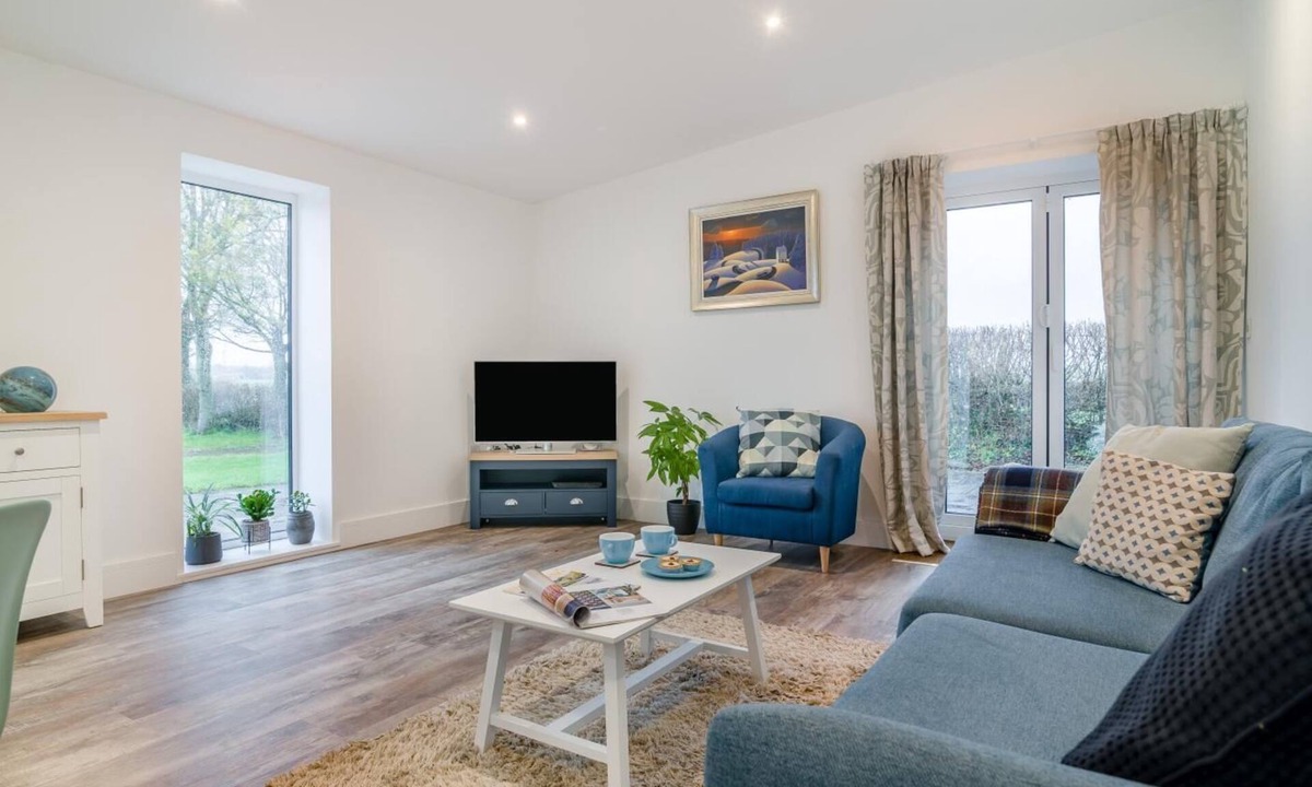 Hinton Blewett Cottage | 2 Bed in Hinton Blewett (oc-g34070)