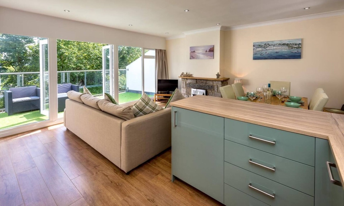 Llanbedrog Cottage | 2 Bed in Llanbedrog (oc-5glyny)