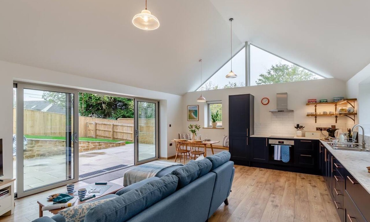 Melplash Cottage | 2 Bed in Melplash (oc-d30044)