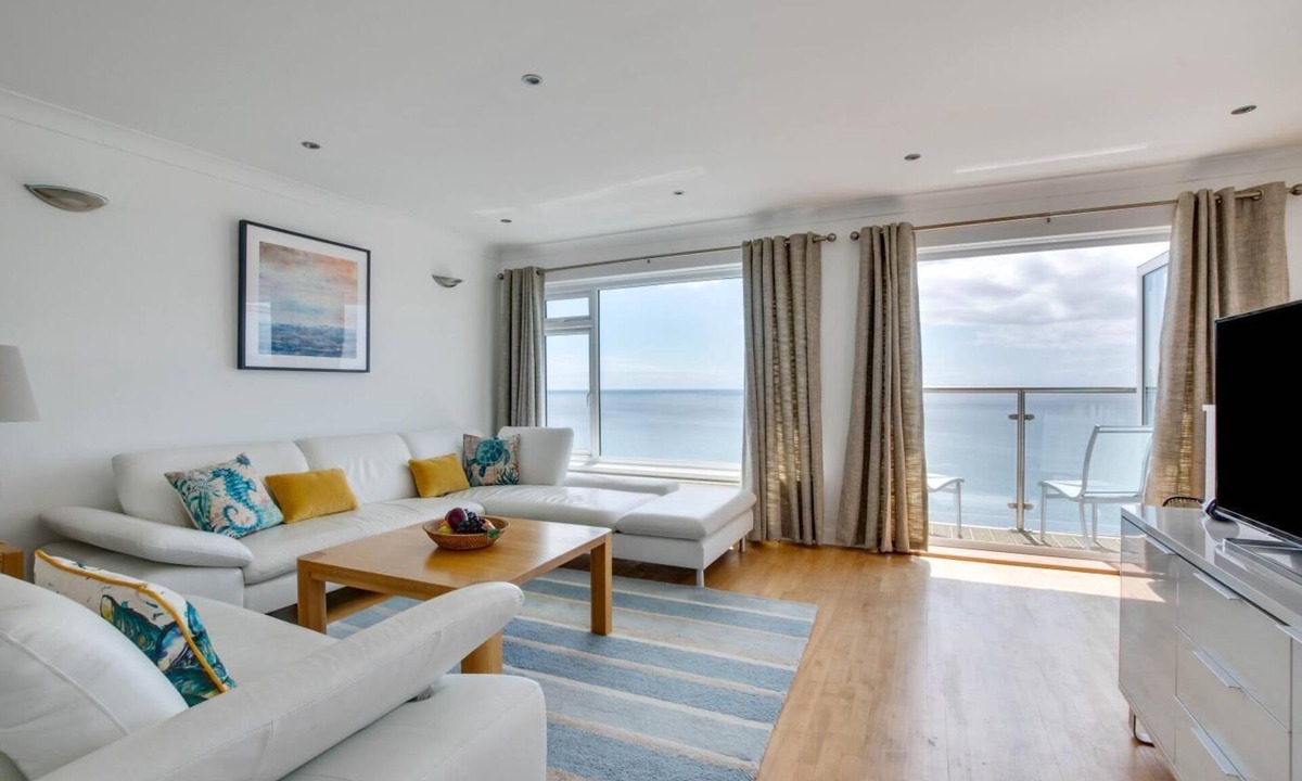 Porthleven Cottage | 2 Bed in Porthleven (oc-p00866)