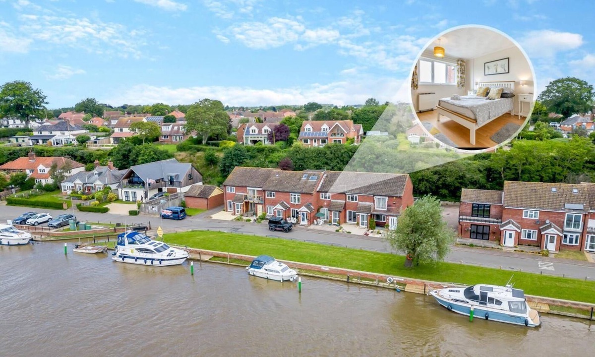 Reedham Cottage | 2 Bed in Reedham (oc-c29528)
