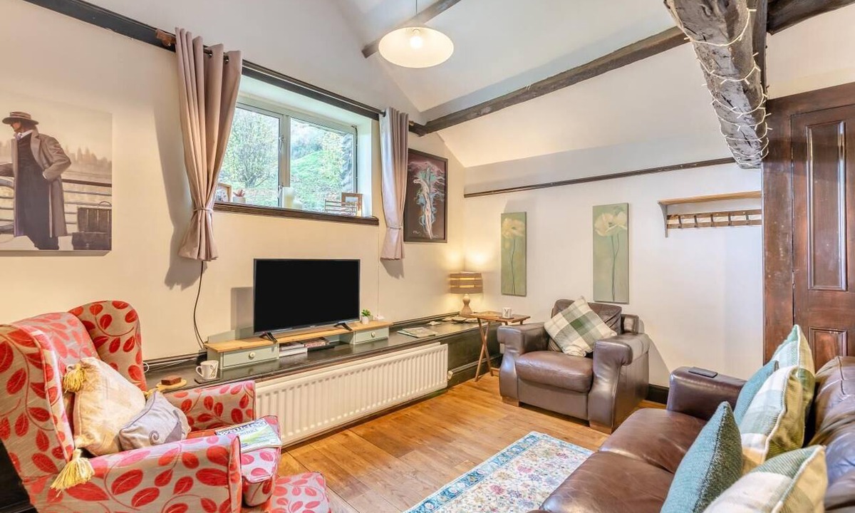 Cockermouth Cottage | 2 Bed in Rogerscale (oc-m30396)