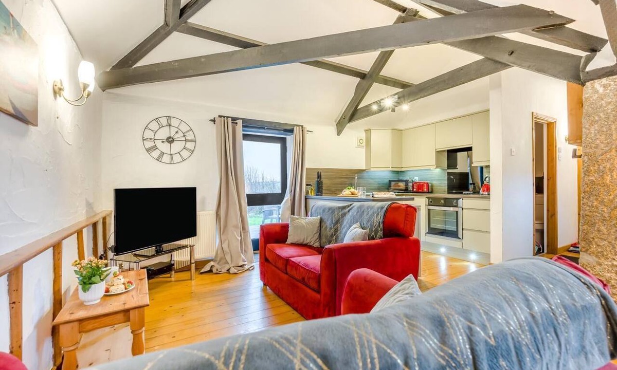 Wainhouse Corner Cottage | 2 Bed in St. Gennys (oc-o34630)