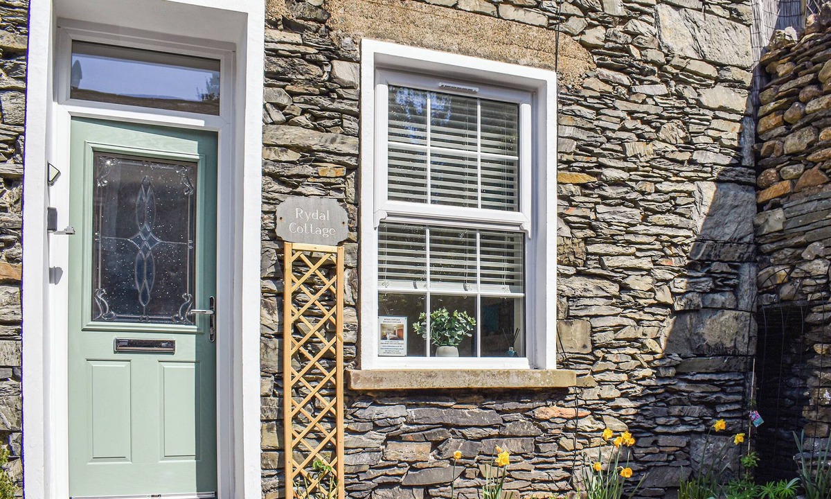 Bowness-on-Windermere Cottage | 2 bedroom accommodation in Bowness-On-Windermere