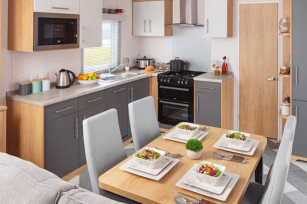 Cresswell House | 2 bedroom accommodation in Cresswell beach