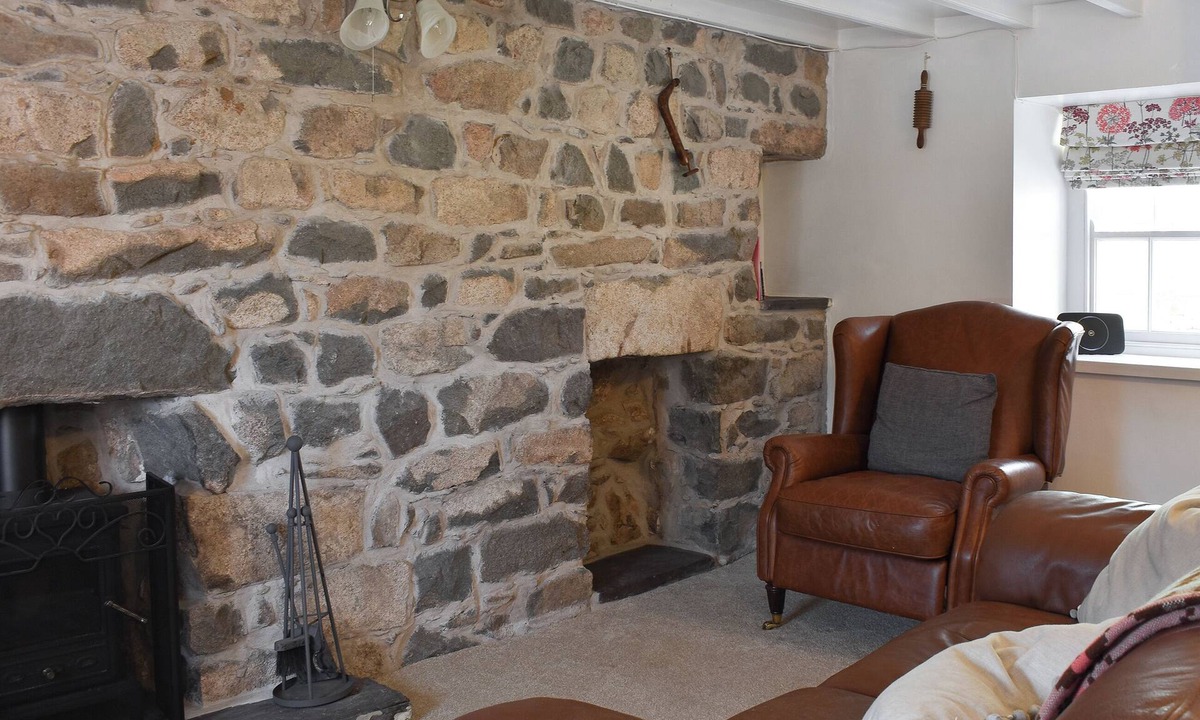 Garn Fadryn Cottage | 2 bedroom accommodation in Morfa Nefyn