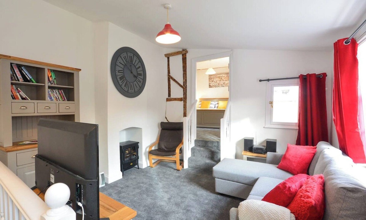 Canterbury Cottage | 2 bedroom accommodation in Canterbury