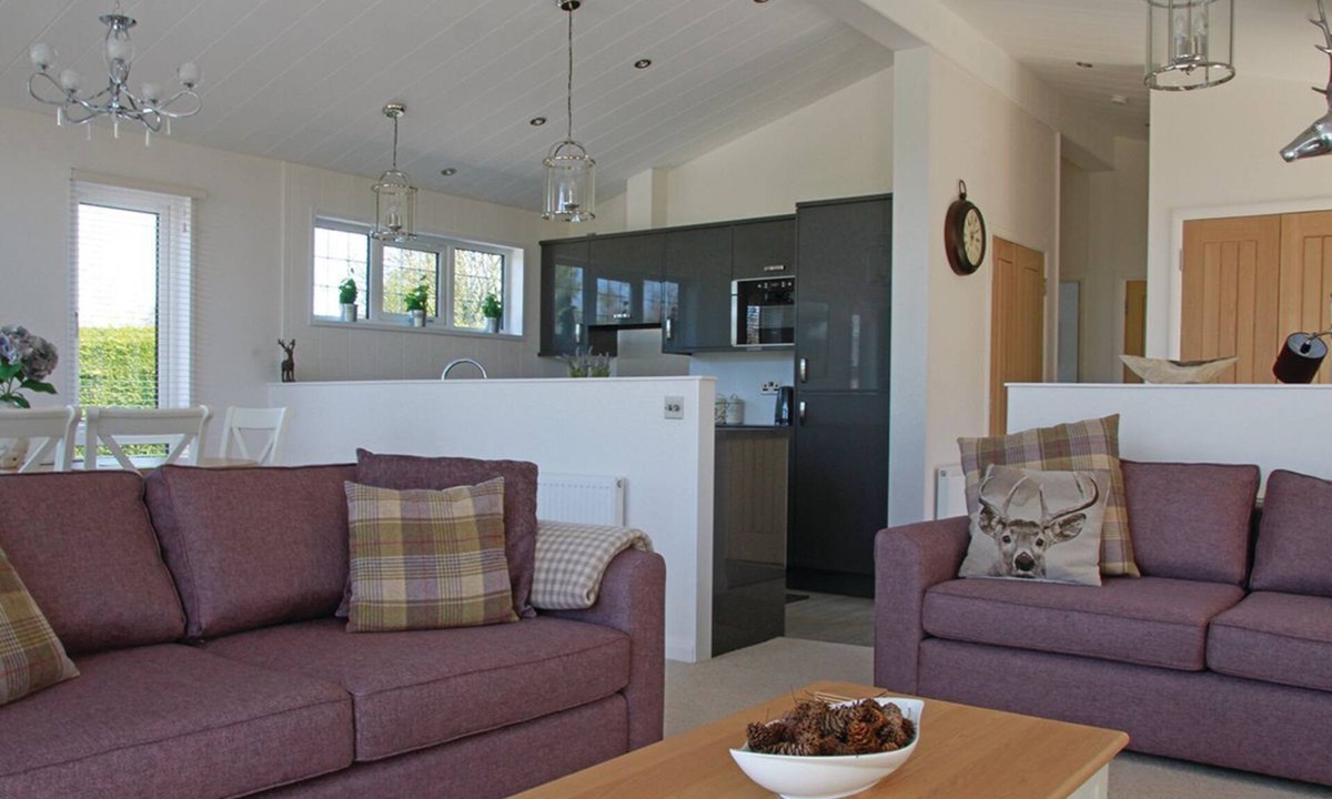 Little Weighton Cabin | 2 bedroom accommodation in Little Weighton, Nr Beverley