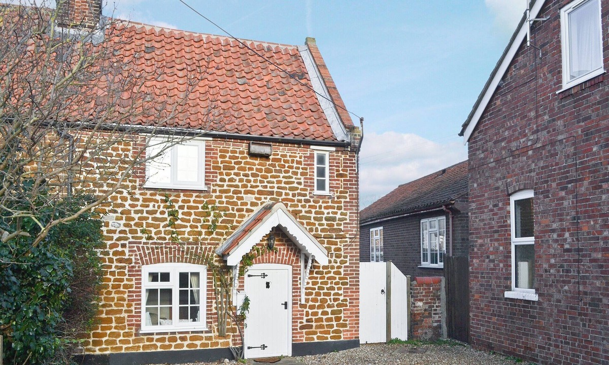 Heacham Cottage | 2 bedroom accommodation in Heacham, near King&rsquo;s Lynn