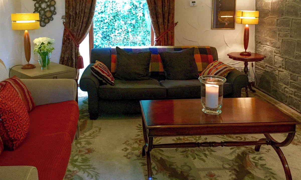 Bakewell Cottage | 2 bedroom accommodation in Over Haddon, near Bakewell