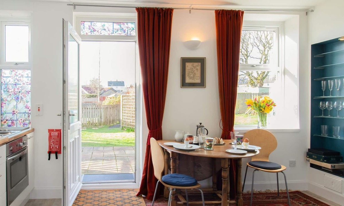 Dunblane Cottage | 2 bedroom accommodation in Dunblane