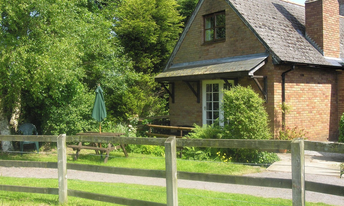 Minehead Cottage | 2 bedroom accommodation in Timberscombe, near Minehead