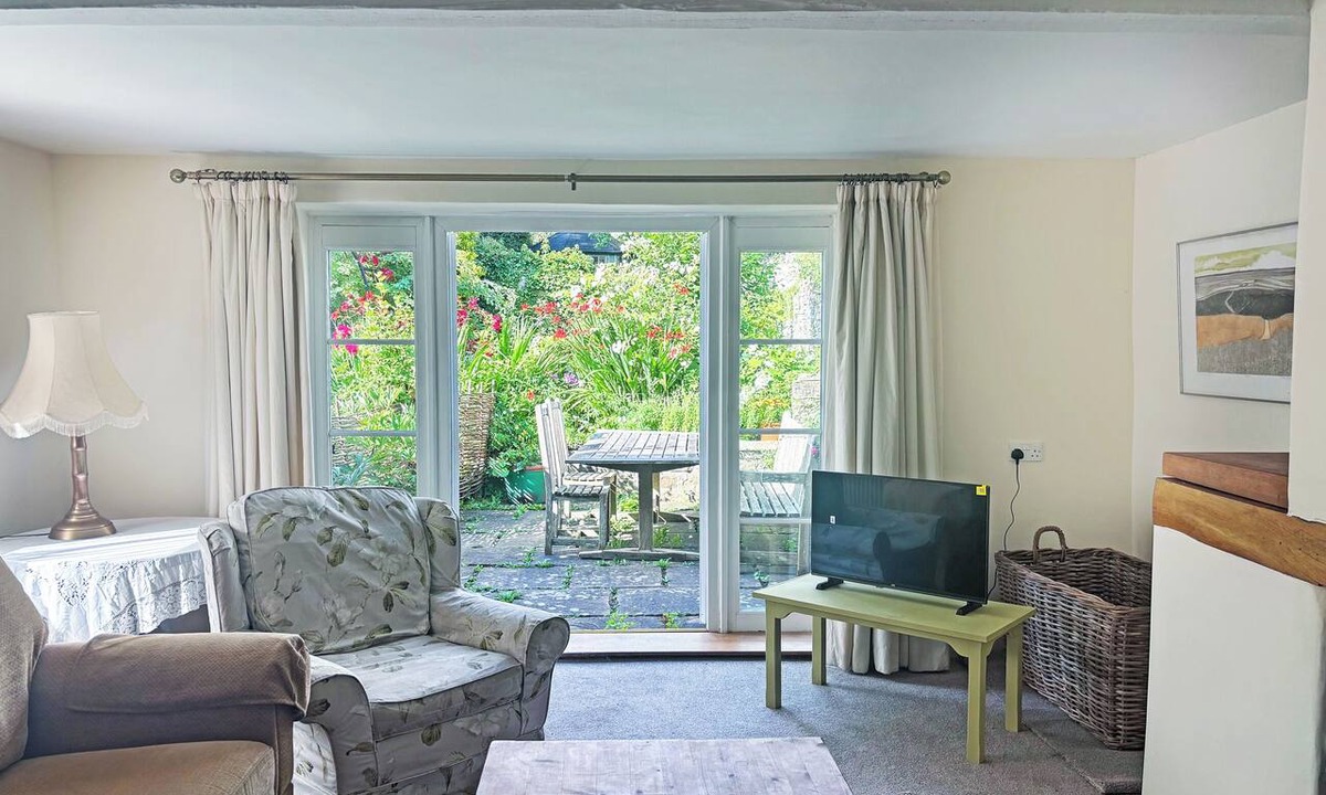 Bampton Cottage | 2 bedroom accommodation in Bampton