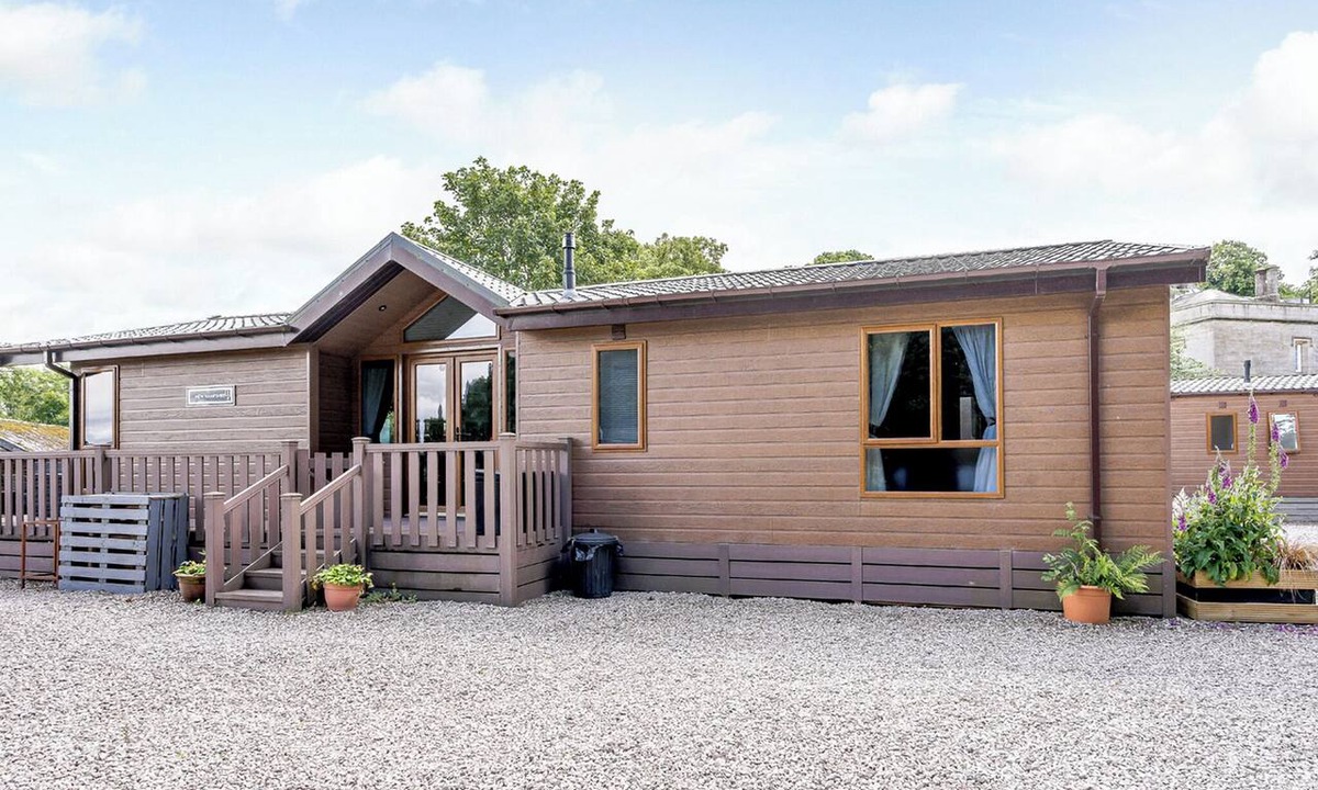Calthwaite Ski Chalet | 2 bedroom accommodation in Calthwaite, Nr Penrith
