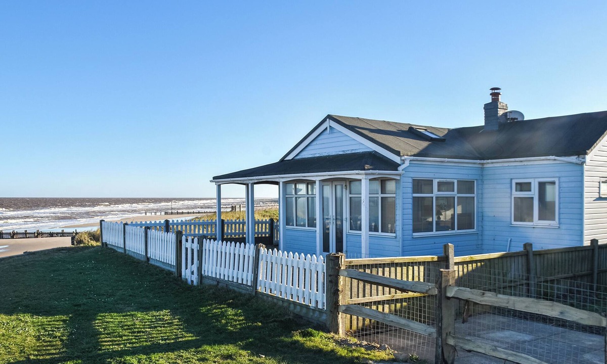 Bacton Cottage | 2 bedroom accommodation in Bacton