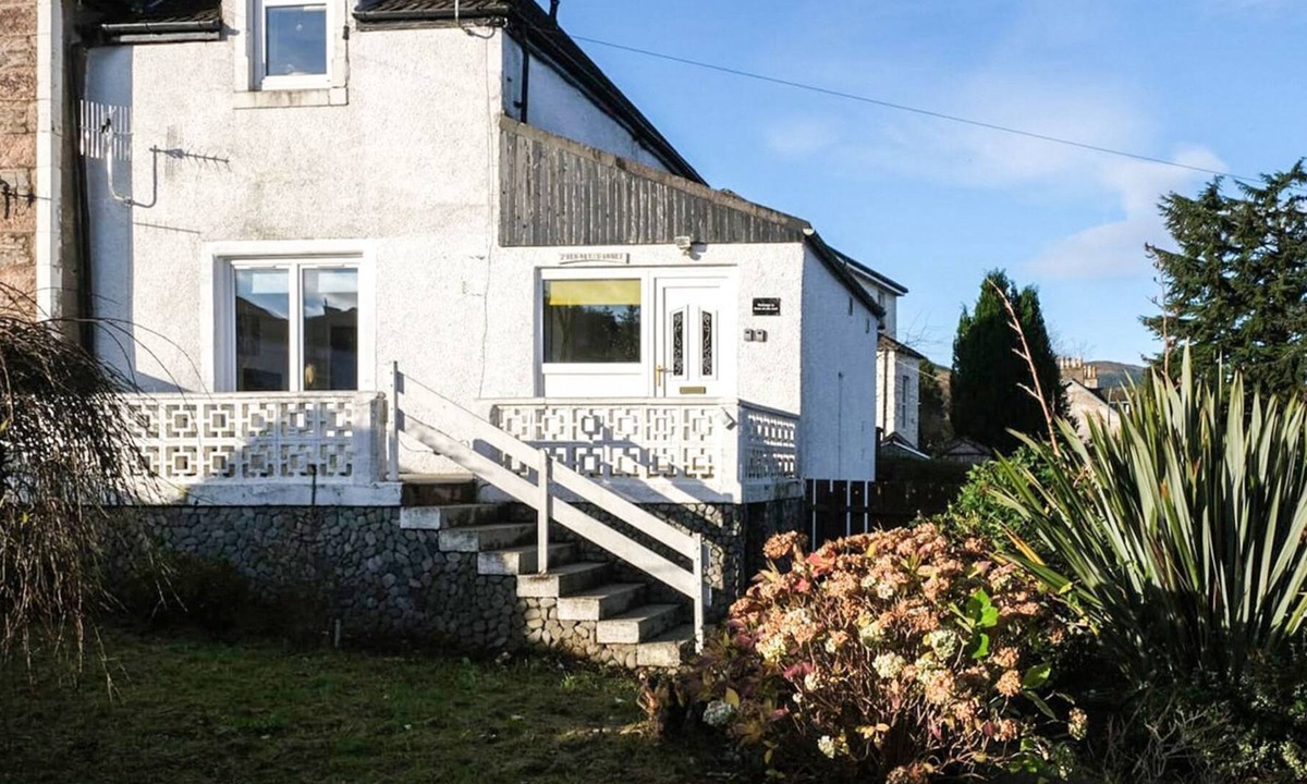 Kilmun Cottage | 2 bedroom accommodation in Dunoon