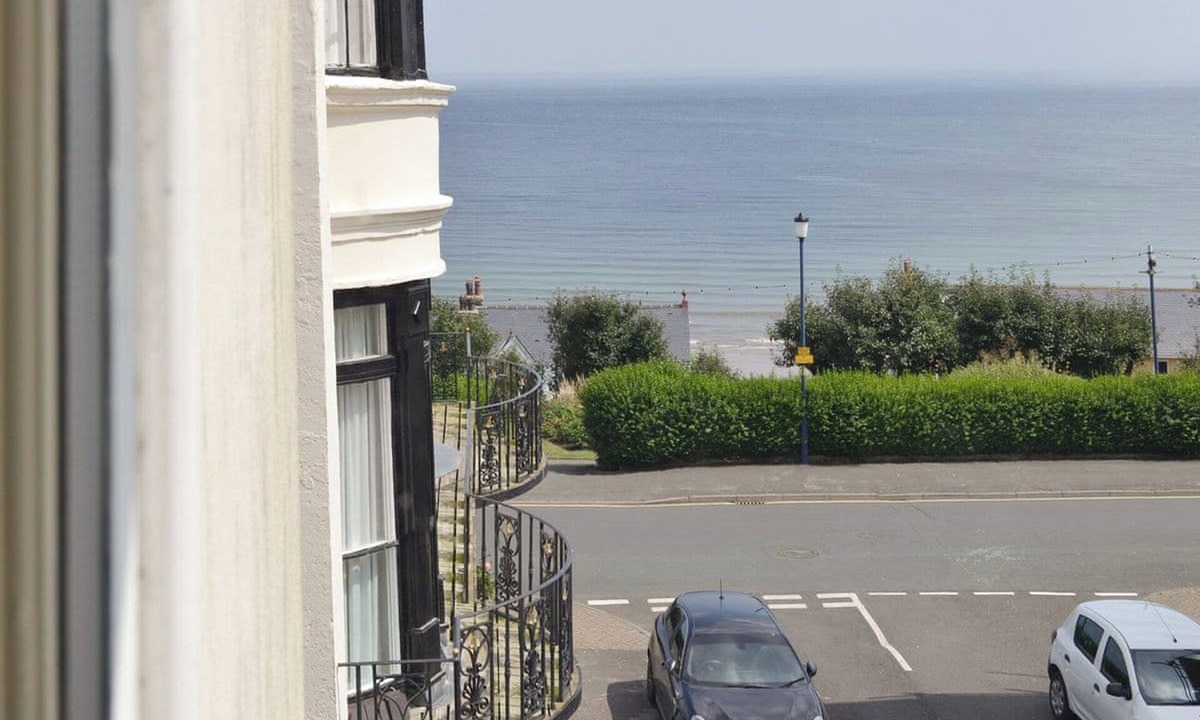 Muston Cottage | 2 bedroom accommodation in Filey